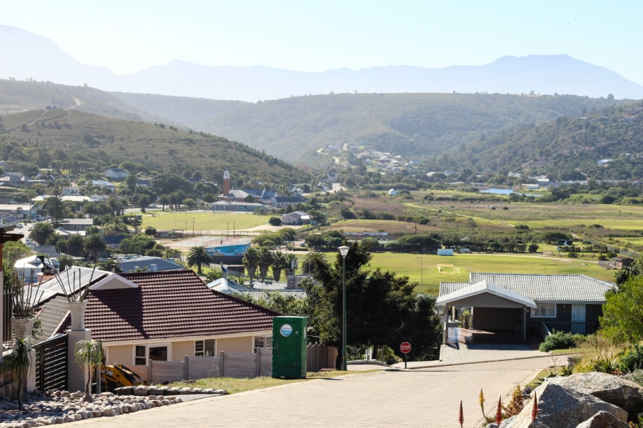  Bedroom Property for Sale in Bergsig Western Cape